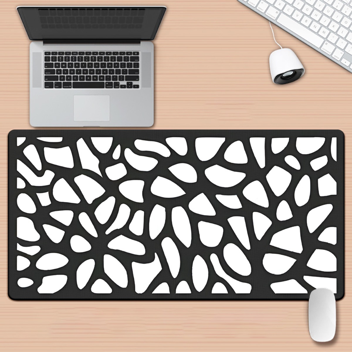 Gaming Keyboard Brand - Brand Hollow Out Pattern HD Printed