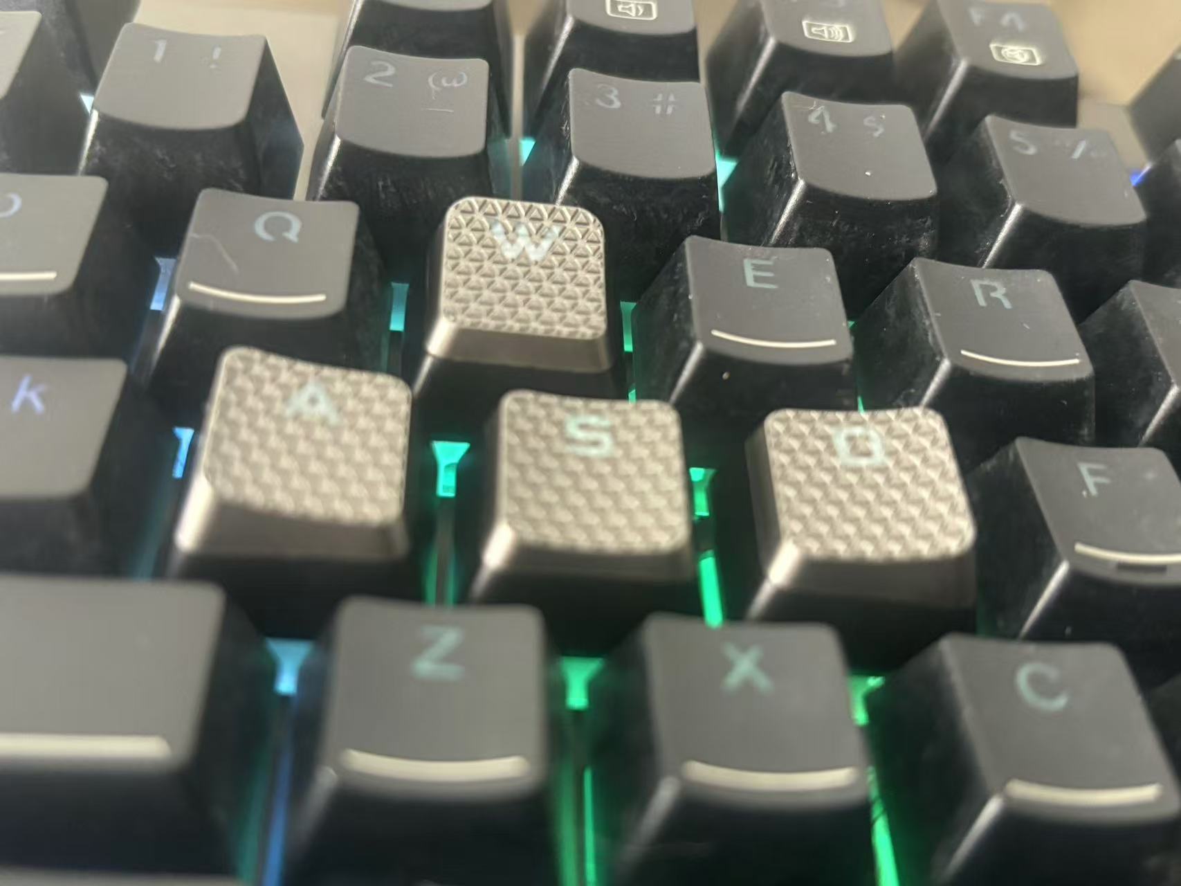 10 Backlit Keycaps for Corsair - Gaming Keyboard Corsair review and price